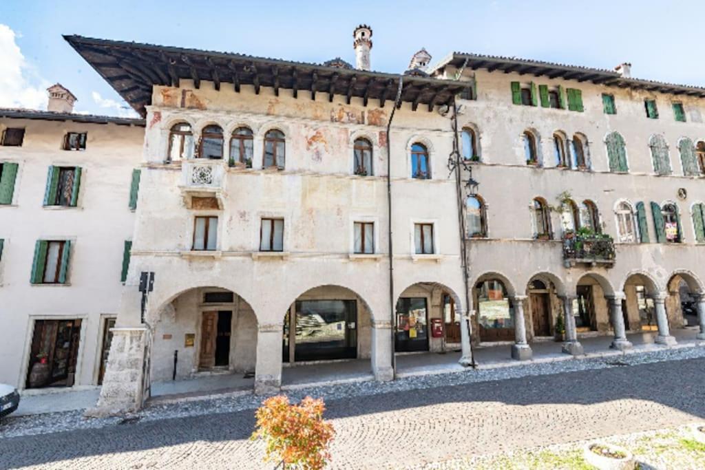 Loft Overlooking The Old Town . Feltre Dış mekan fotoğraf